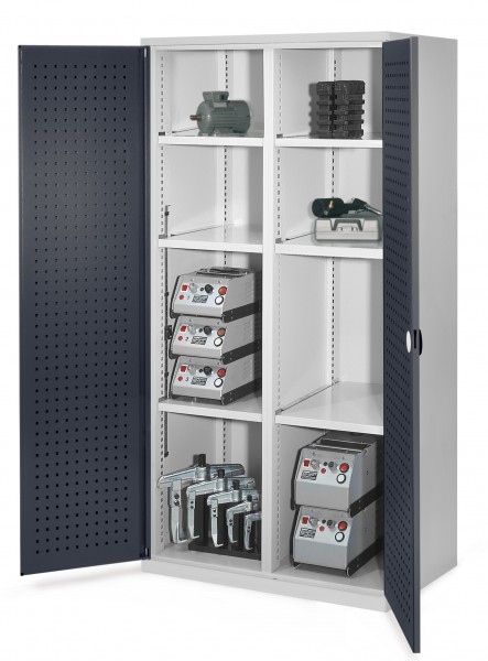 Schwerlastschrank mit Mitteltrennwand 1950 x 1000 x 600 mm Mod 51 RAL 7035/7016. Türinnenseite: ®RasterPlan Lochplatten 3 Fachboden links verzinkt. 3 Fachboden rechts verzinkt.